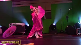 Hot manga asian strip performance